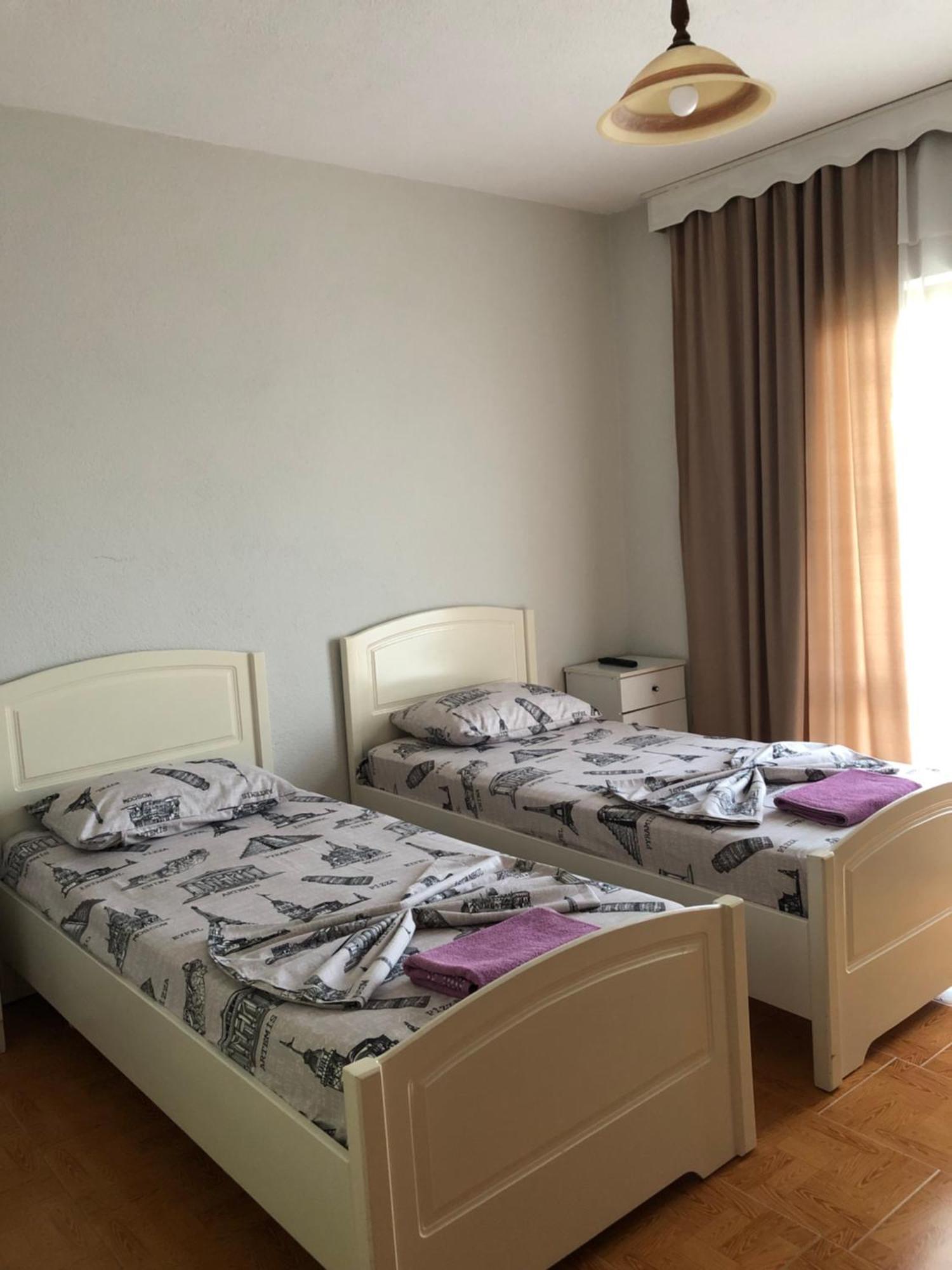 Camping & Guest House Herges Udenisht Extérieur photo